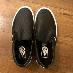 Black Slip-on Vans